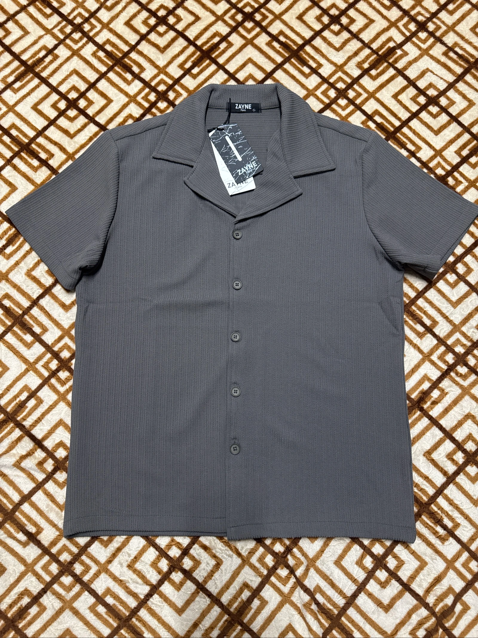 Conjunto de descanso gris para hombre ZAYNE - Camisa de manga corta y pantalones talla S – photo 4